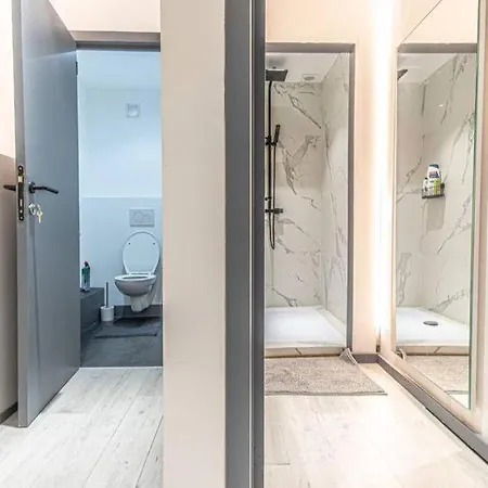 Modern 2-Bedroom Getaway In The Heart Of Ghent Lejlighed *