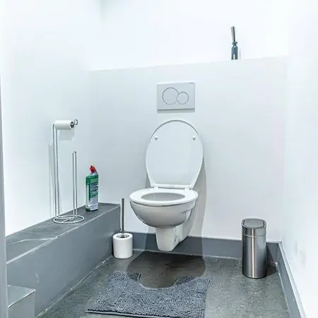 Lejlighed Modern 2-Bedroom Getaway In The Heart Of Ghent *
