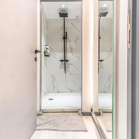 Modern 2-Bedroom Getaway In The Heart Of Ghent * Gent